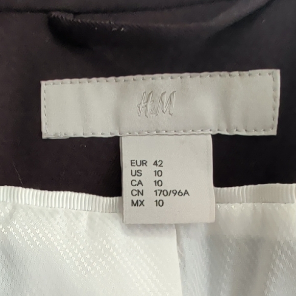 H&M Classic Eggplant Women's Pant Suit 10 - Picture 8 of 10